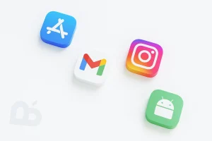 اپلیکیشن iOS و اندروید